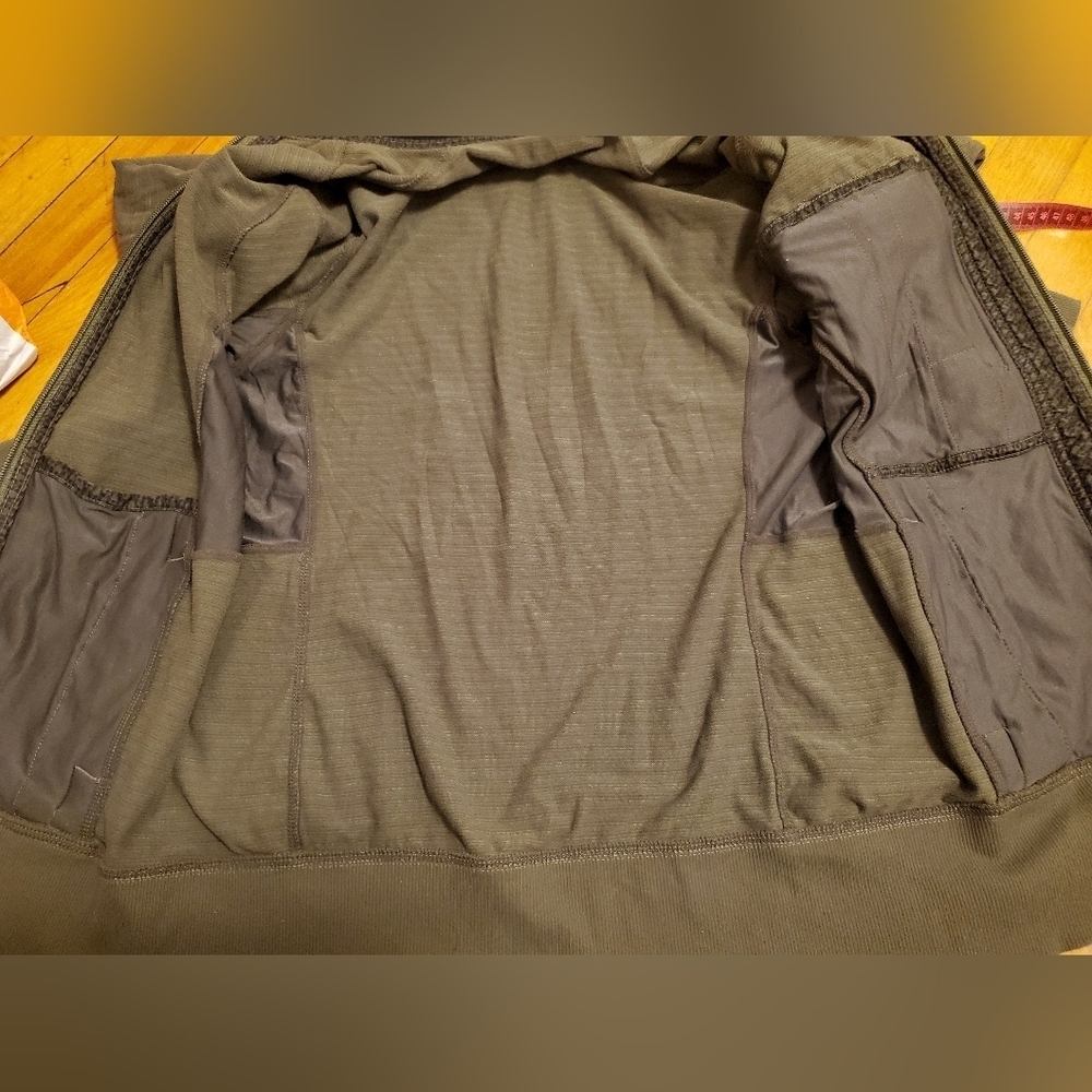 Vintage Lululemon Luon Vent Tech Full Zip Jacket Pocket. Green, grey. Y2k. - Picture 7 of 10